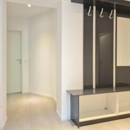 Modern Near Hbf & Messe דירה *