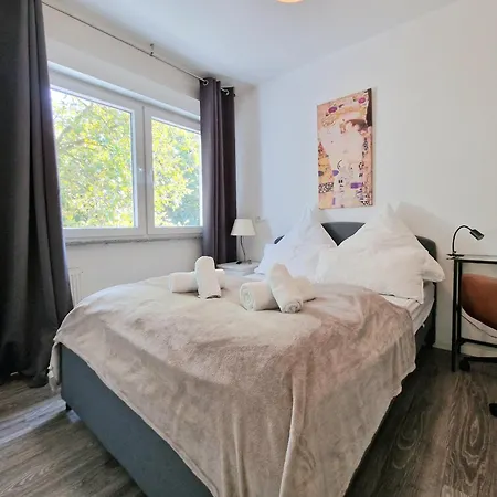 Apartment Hauptbahnhof Universitaetsklinikum Messe Evonik *