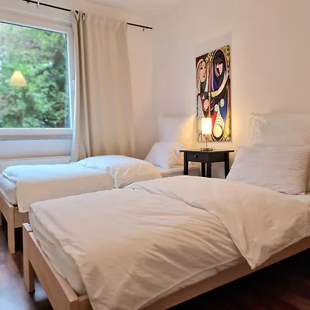Hauptbahnhof Universitaetsklinikum Messe Evonik Apartment *