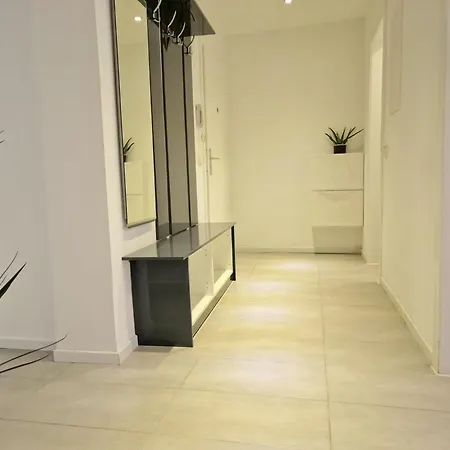 Hauptbahnhof Universitaetsklinikum Messe Evonik Apartment *