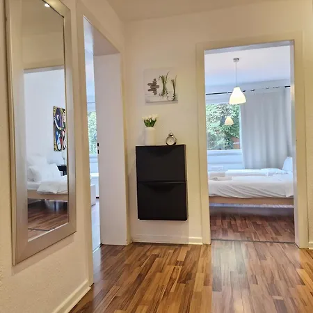 Modern Near Hbf & Messe