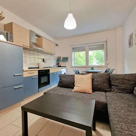 Hauptbahnhof Universitaetsklinikum Messe Evonik Apartment *