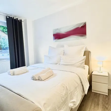 Hauptbahnhof Universitaetsklinikum Messe Evonik Apartment