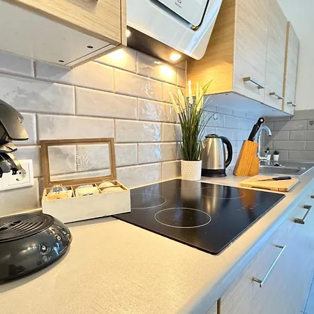 Modern Near Hbf & Messe Appartamento