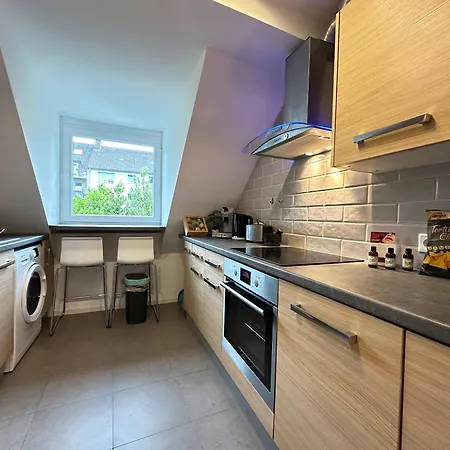 Modern Near Hbf & Messe *