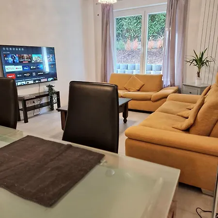 Hauptbahnhof Universitaetsklinikum Messe Evonik Apartment Essen