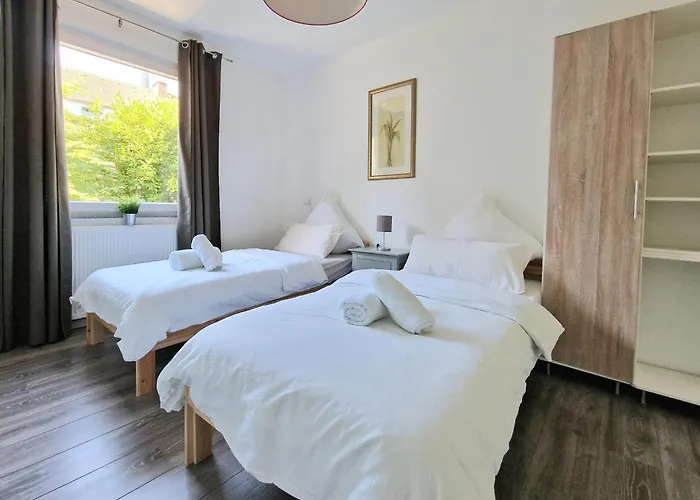 Modern Near Hbf & Messe