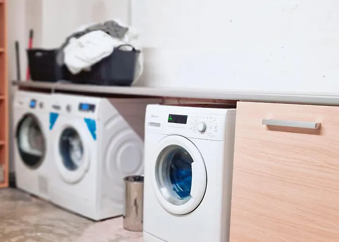 Modern Near Hbf & Messe *