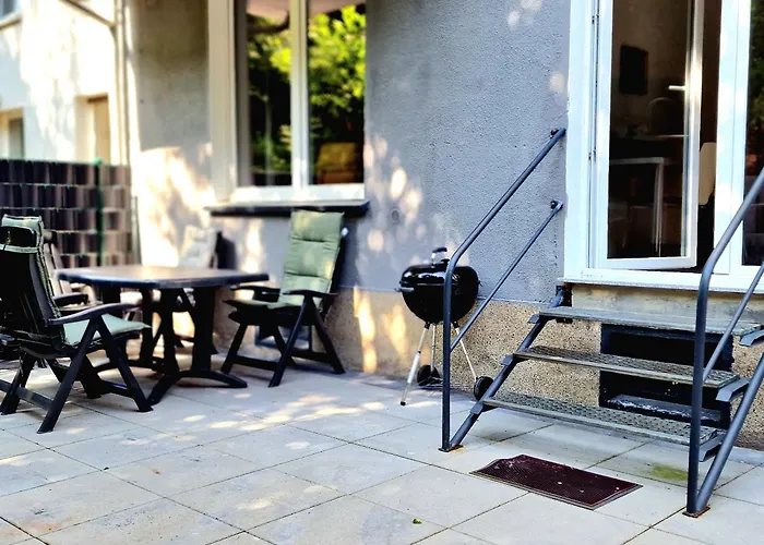 Modern Near Hbf & Messe 에센