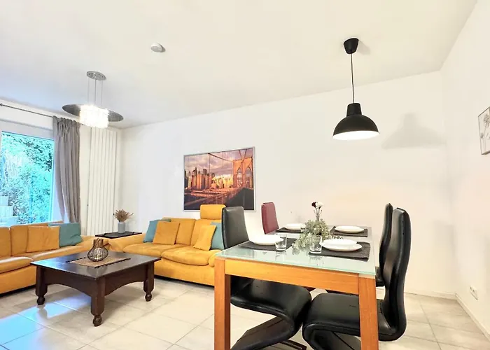 Modern Near Hbf & Messe 아파트