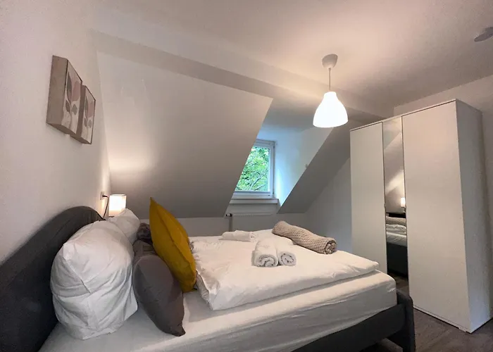 Modern Near Hbf & Messe *